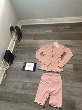 Lululemon pink Pink Zip-Up define Active Jacket & Biker Shorts Set